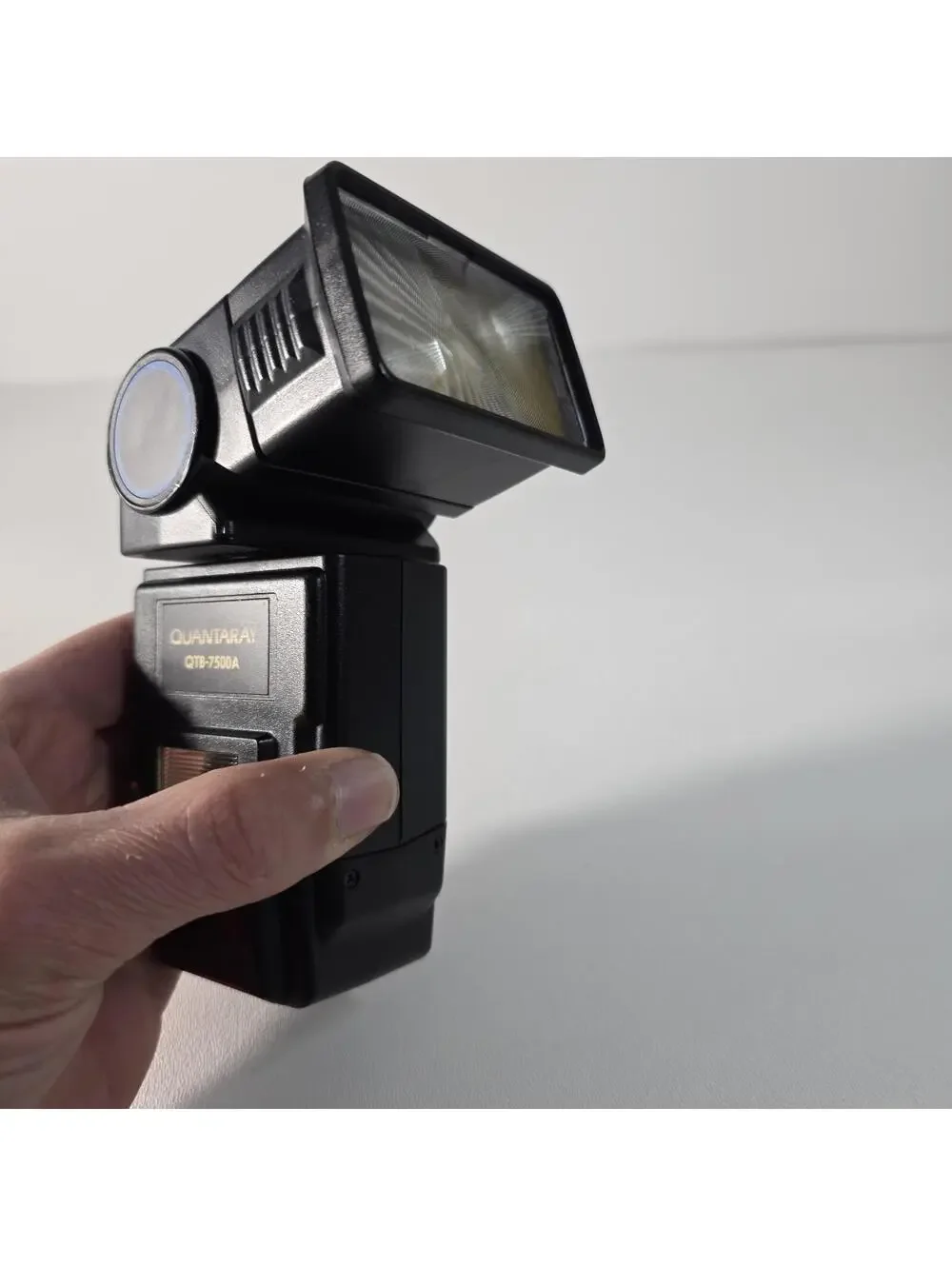 Quantaray QTB-7500A w/Module MLi AF for Nikon